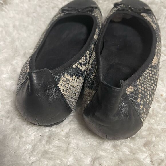 Visonic Leather Snakeskin Patterned Black & beige slip on Flats SZ10 - Picture 4 of 11